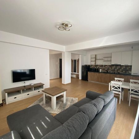Costin Apartments C&C Residence 2 Неводарі Екстер'єр фото