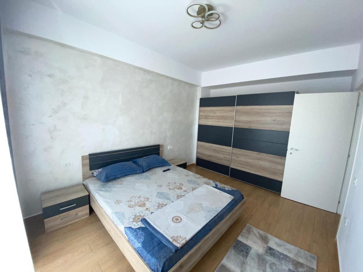 Costin Apartments C&C Residence 2 Неводарі Екстер'єр фото